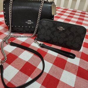 Coach purse with matching zip around wallet